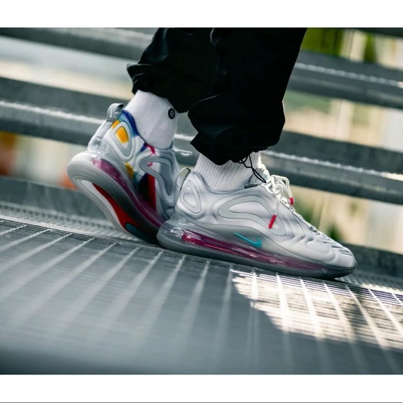NIKE AIR MAX 720 “Rainbow” 👟 - Picture 3 of 8